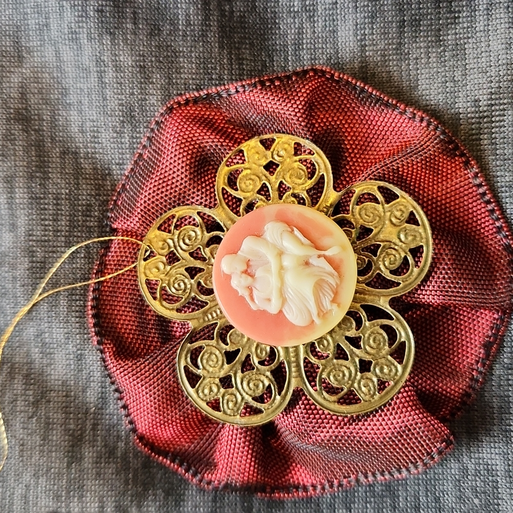 HANDMADE! Romantic cameo handmade ornament burgundy cream antique brass tone NEW